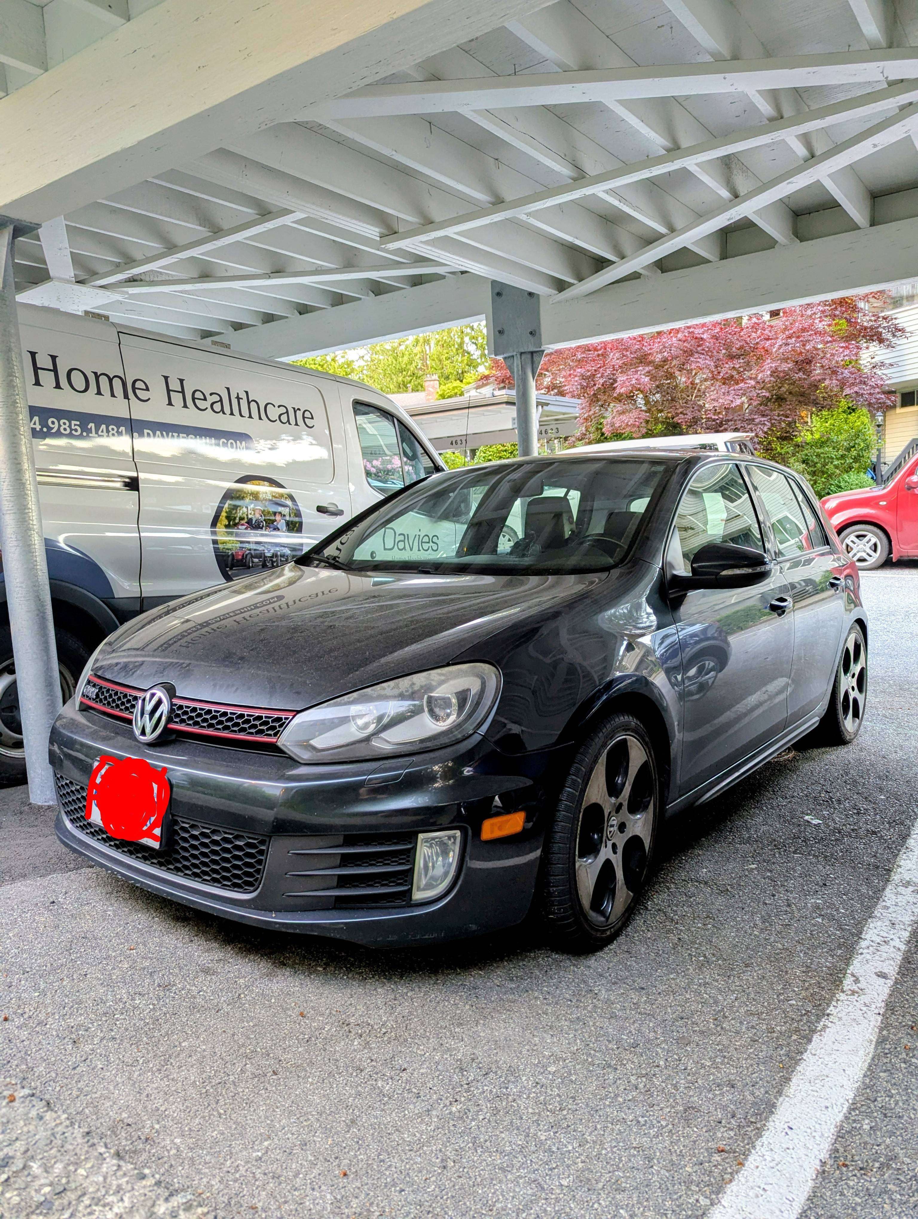 2010 Volkswagen Golf GTI GTI alt 2