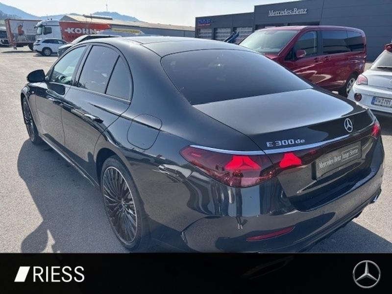 Mercedes-Benz E 300 de AMG Sport Night Distr Pano AHK 20" 360 — photo 5