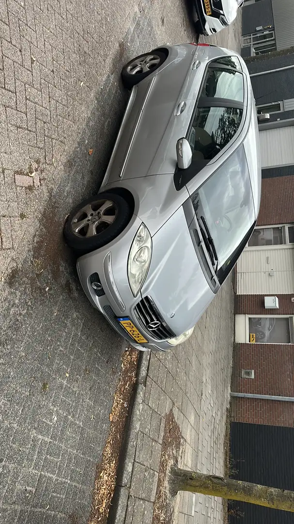 Mercedes-Benz A 150 Classic Grijs - 1