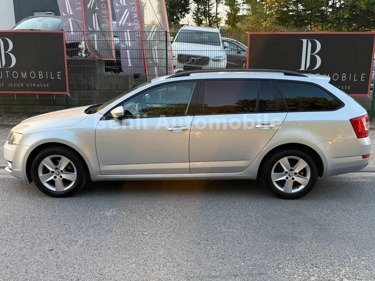 Skoda Octavia Combi Ambition 1.4/KLIMA/TMP/PDC/TÜV-NEU Stříbrná - 2