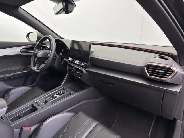 Cupra Formentor view 13