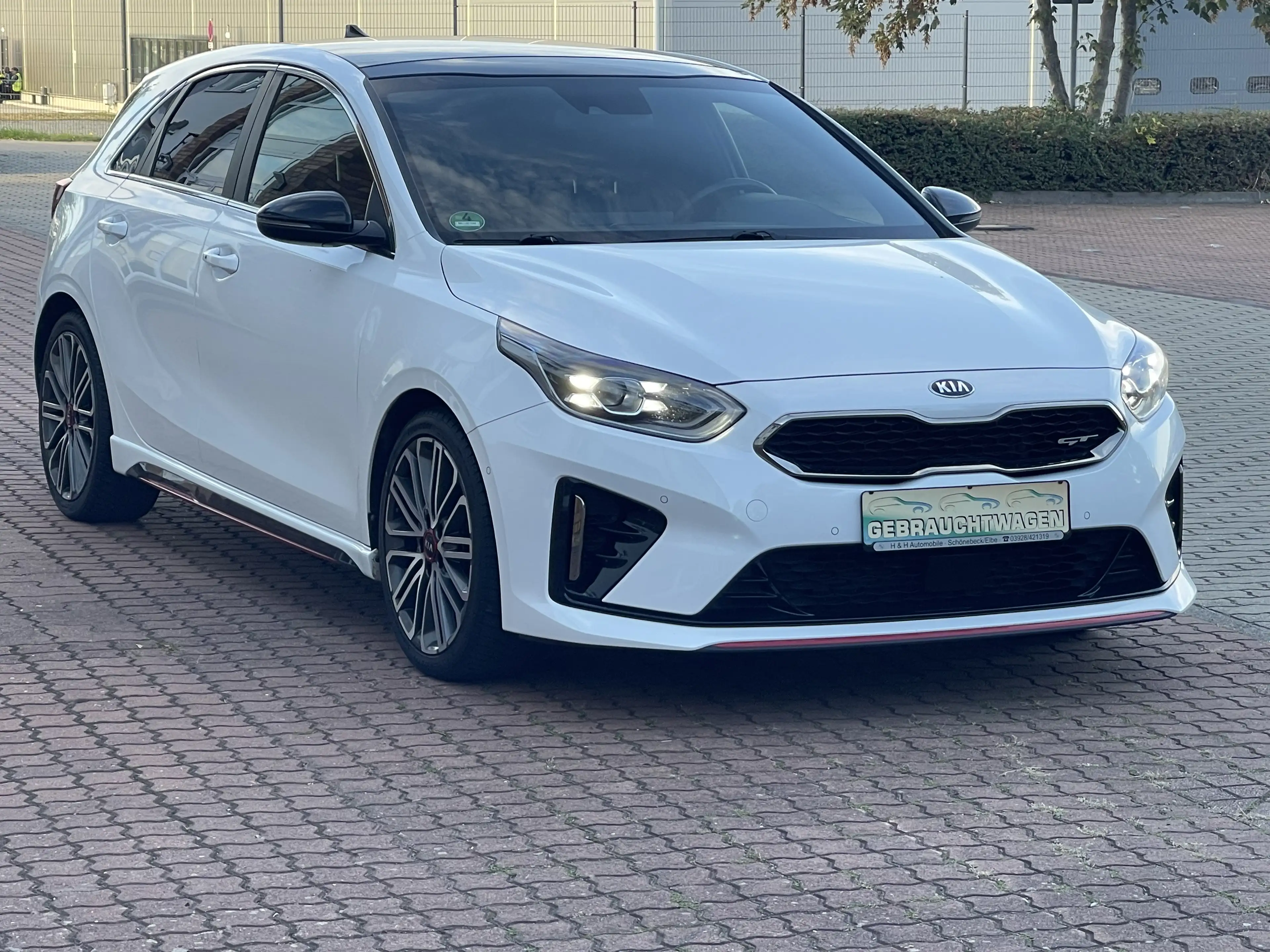 Kia Ceed / cee'd GT NAVI LED PANORAMA KAMERA — photo 6