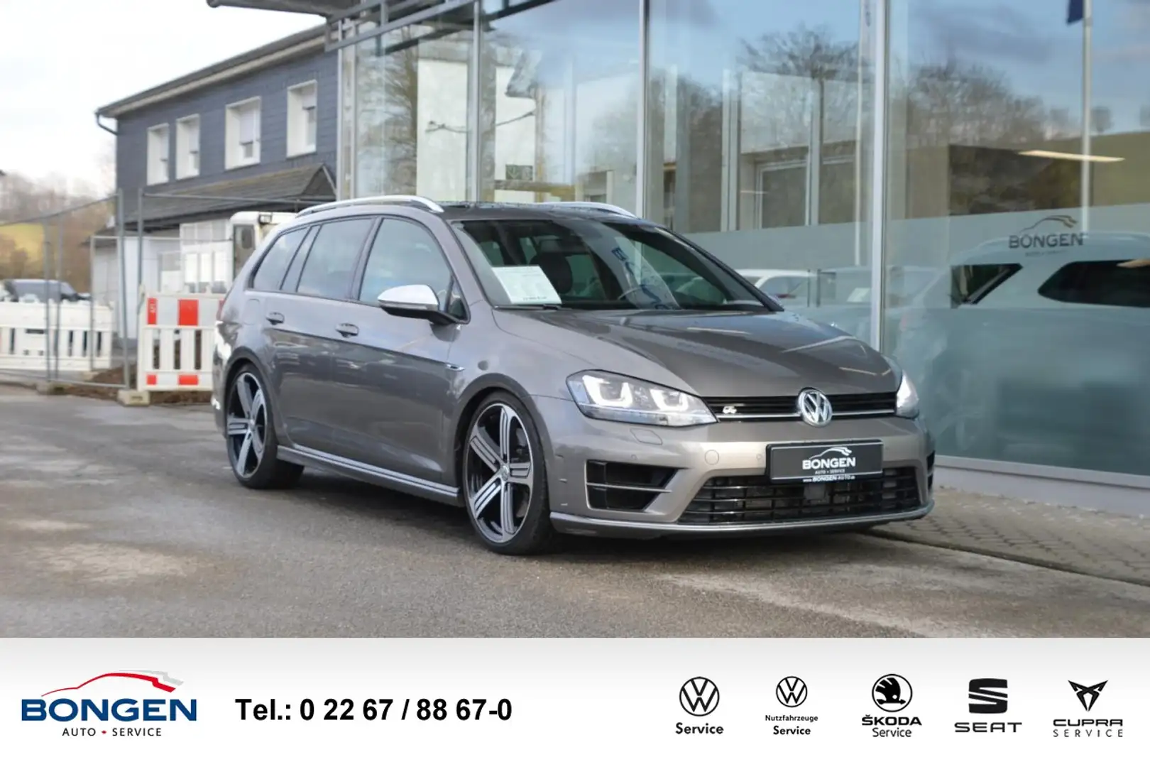 Volkswagen Golf VII R Var. 4Motion DSG Pano Rückfahrkamera Navi Gris - 1
