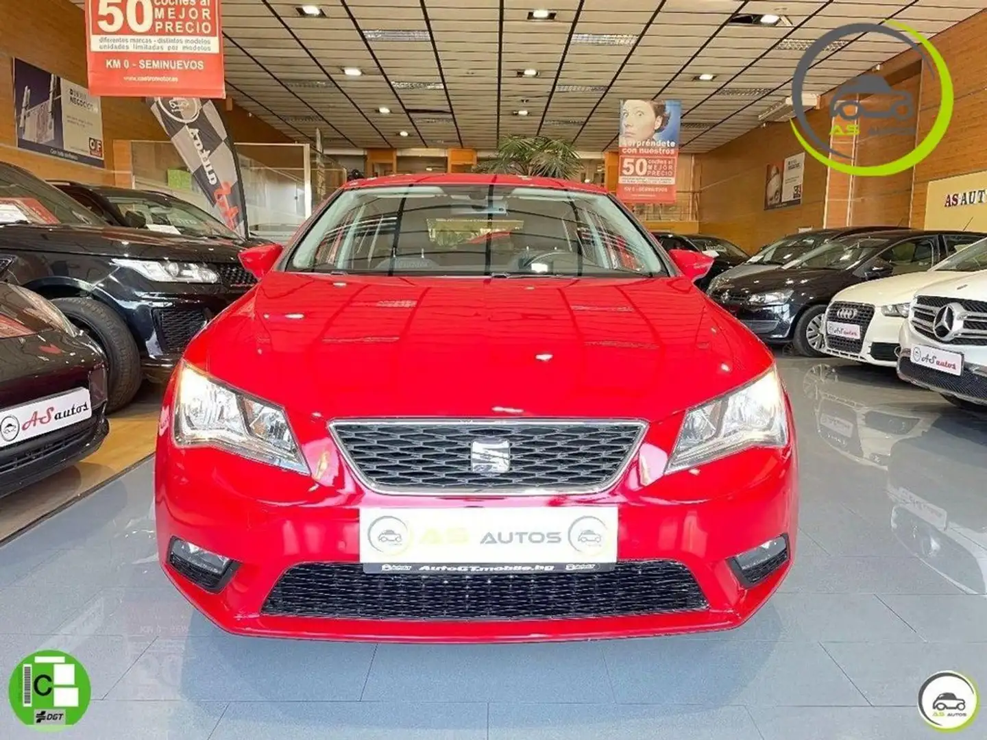 SEAT Leon ST 1.2 TSI S&S Style 110 Rojo - 2