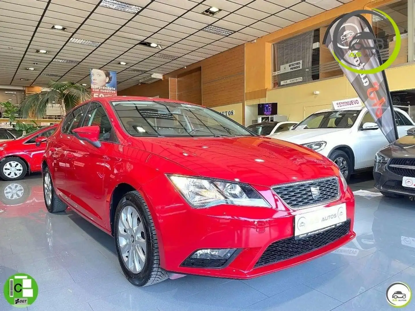 SEAT Leon ST 1.2 TSI S&S Style 110 Rojo - 1