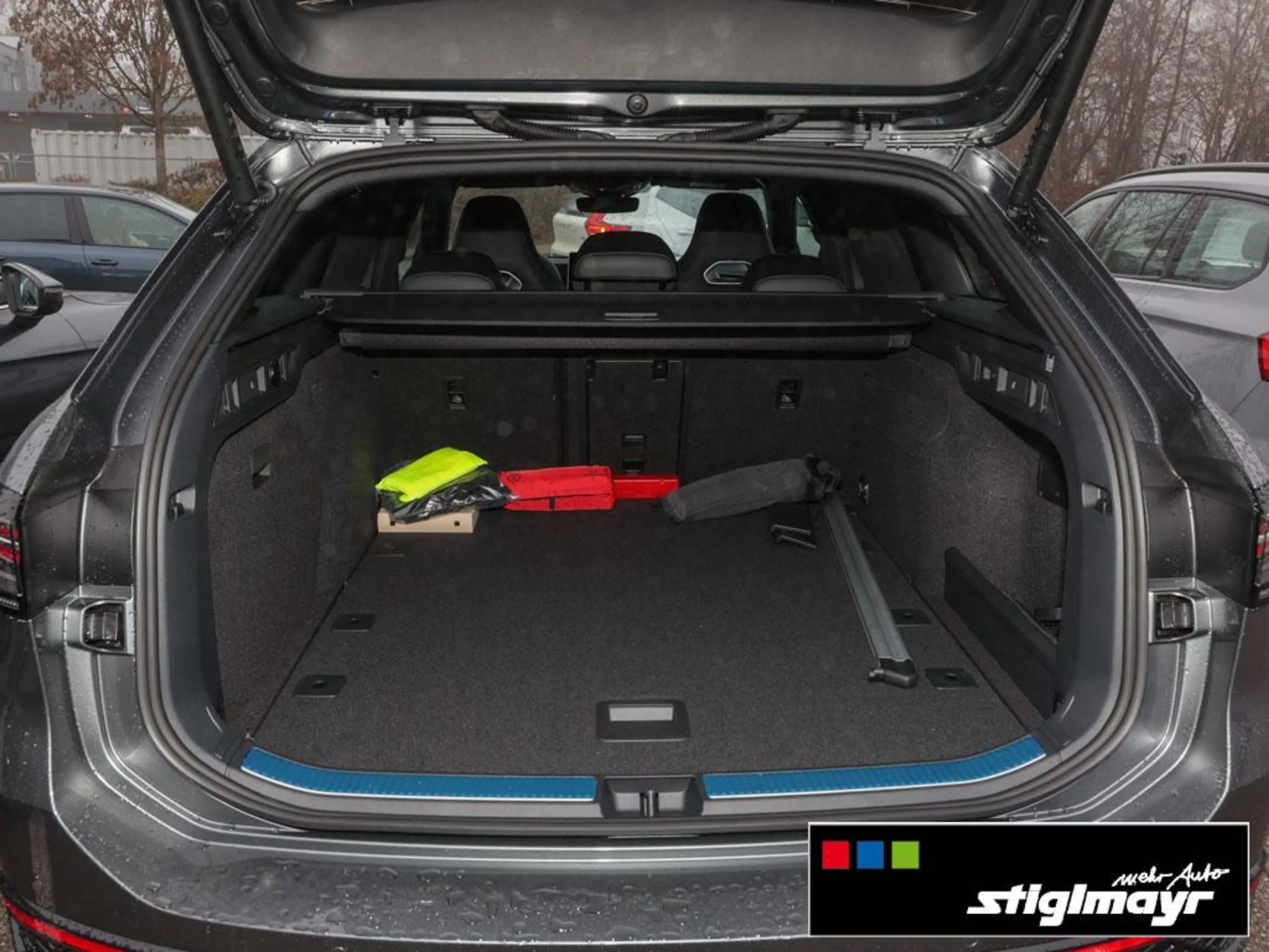 Volkswagen Passat R-Line 2,0 TDI 360°-KAMERA AHK Head-Up — photo 9