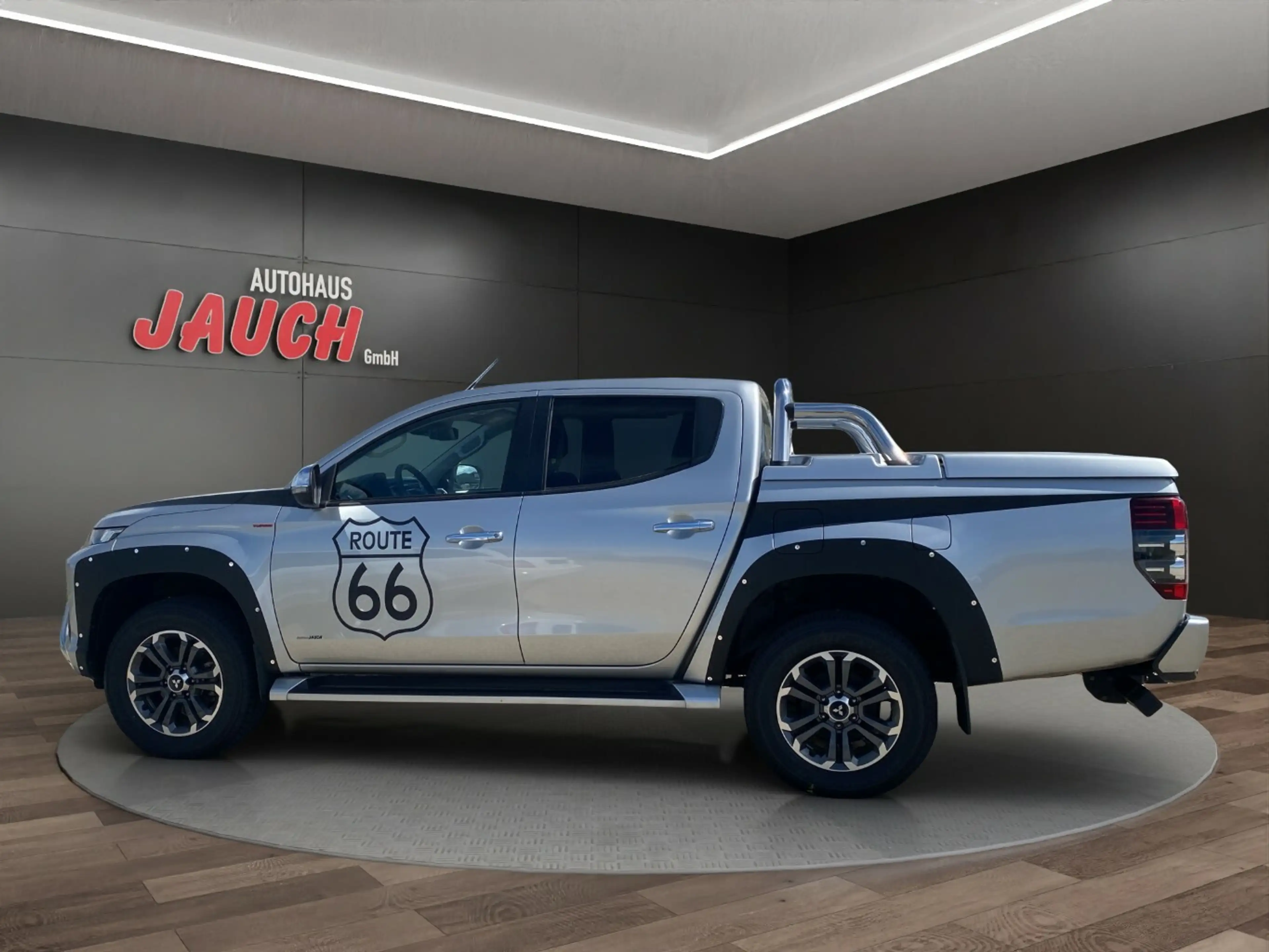 Mitsubishi L200 Plus 2,2 — photo 12