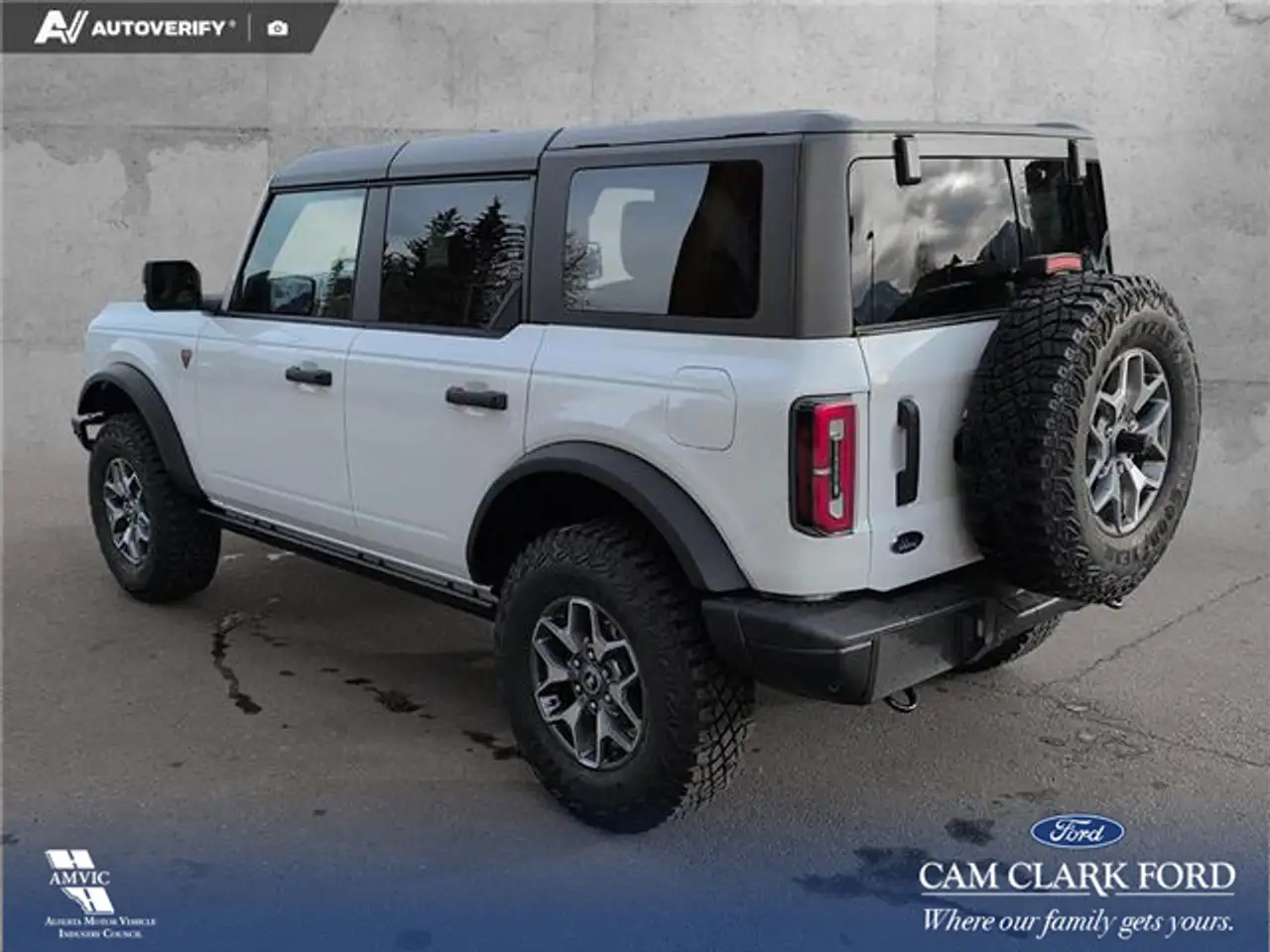 Ford Bronco снимка Ford Bronco