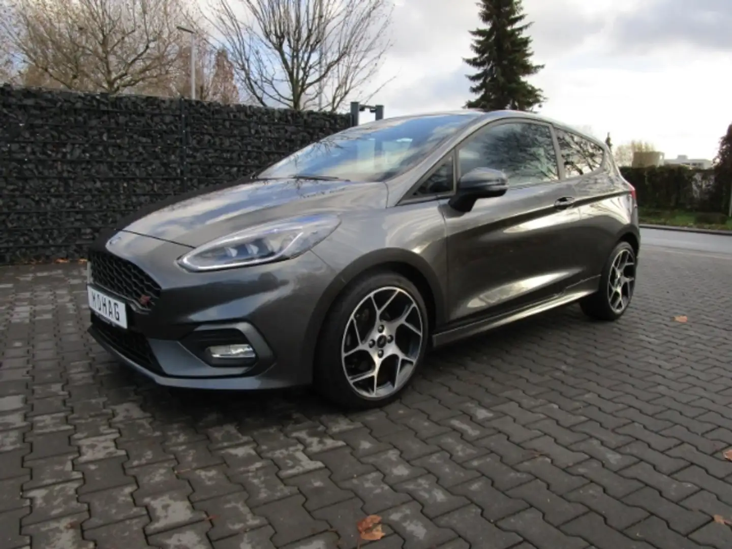 Ford Fiesta 1.5 EcoBoost EU6d-T ST mit STYLING-PAKET Grijs - 1