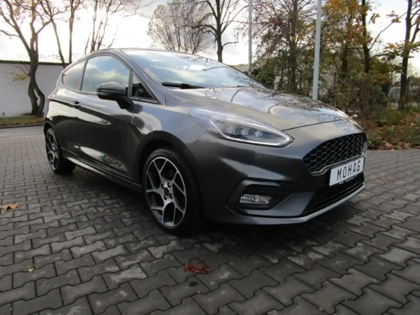 Ford Fiesta 1.5 EcoBoost EU6d-T ST mit STYLING-PAKET Grijs - 2