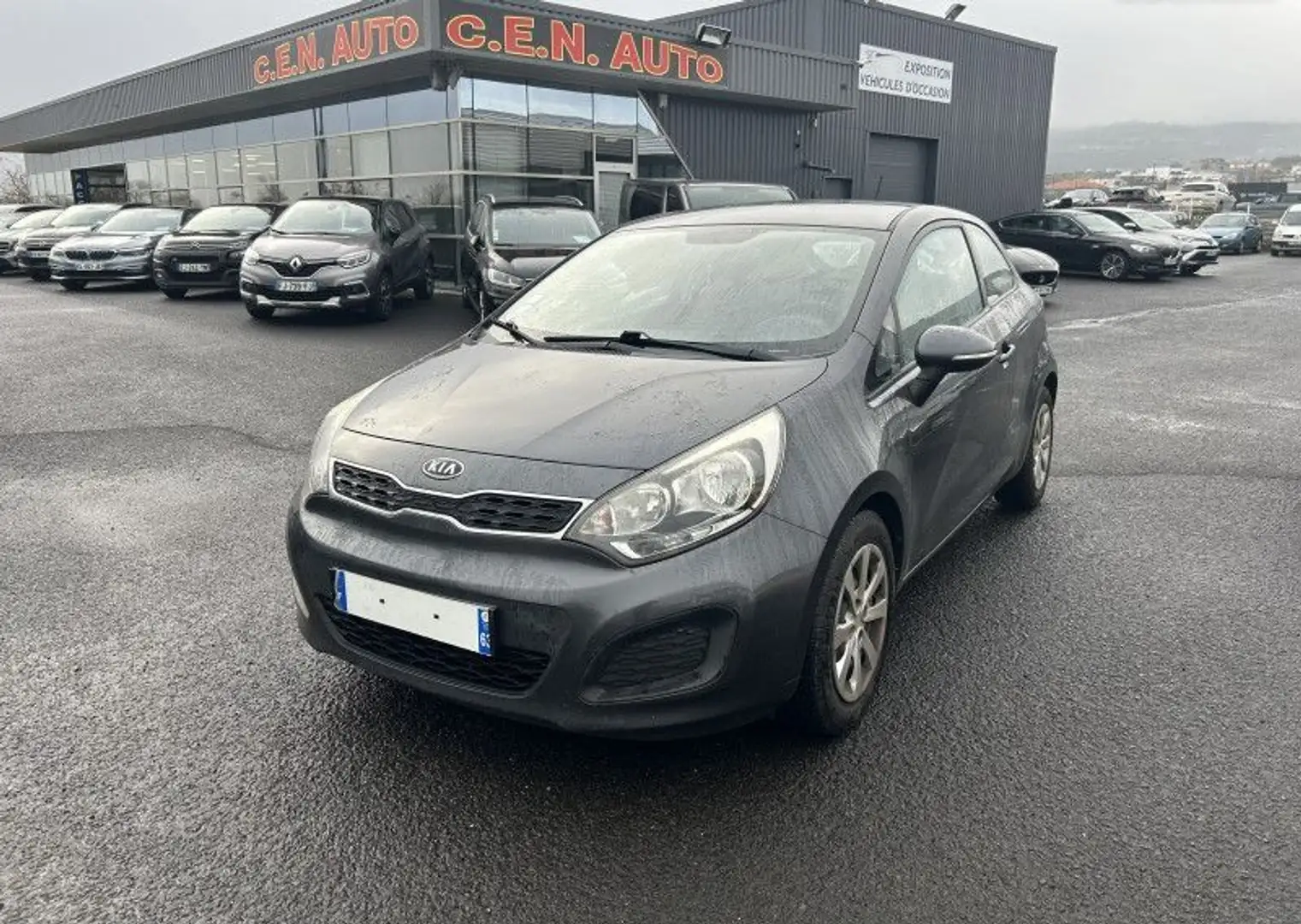 Kia Rio 1.2 STYLE 3P Gris - 1