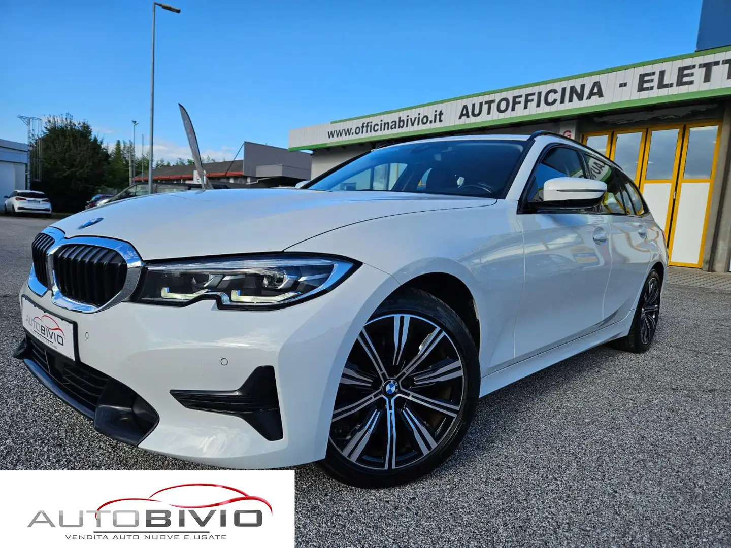 BMW 320 d 48V Touring Sport Bianco - 2