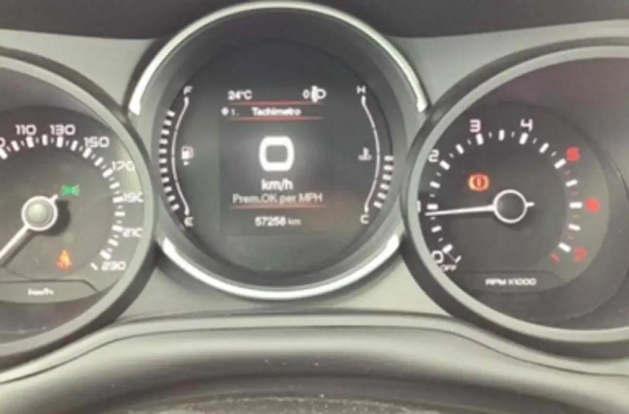 Fiat 500 L 1.6 Multijet 120 CV Mirror AUTOCARRO N1, миниатюра 11