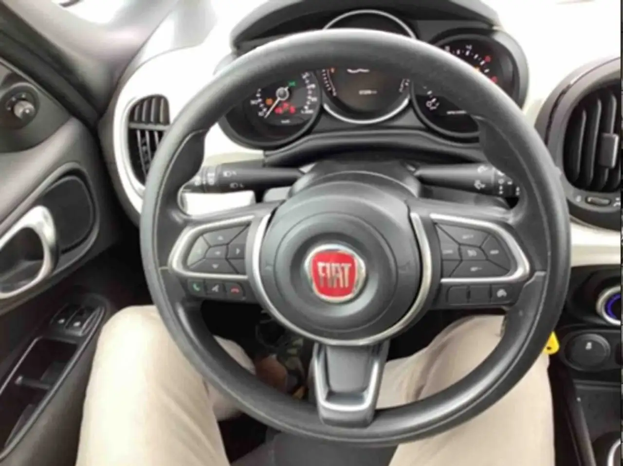 Fiat 500 L 1.6 Multijet 120 CV Mirror AUTOCARRO N1, миниатюра 7