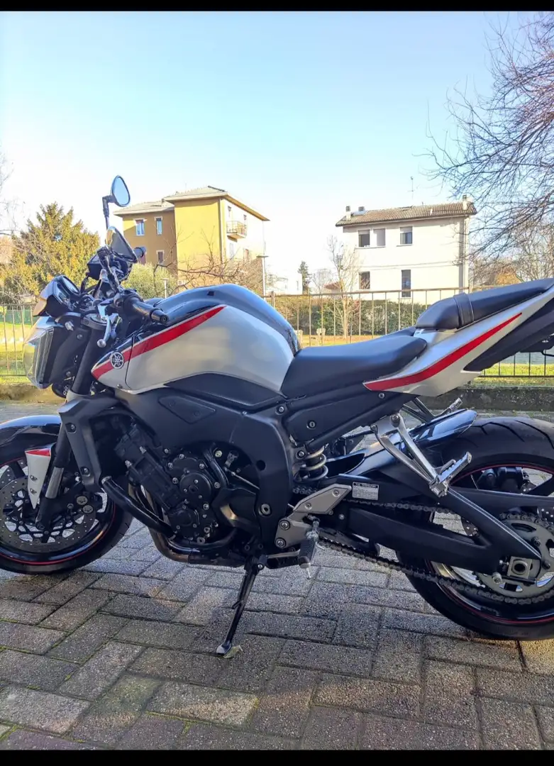 Yamaha FZ 1 Two tone white Alb - 1