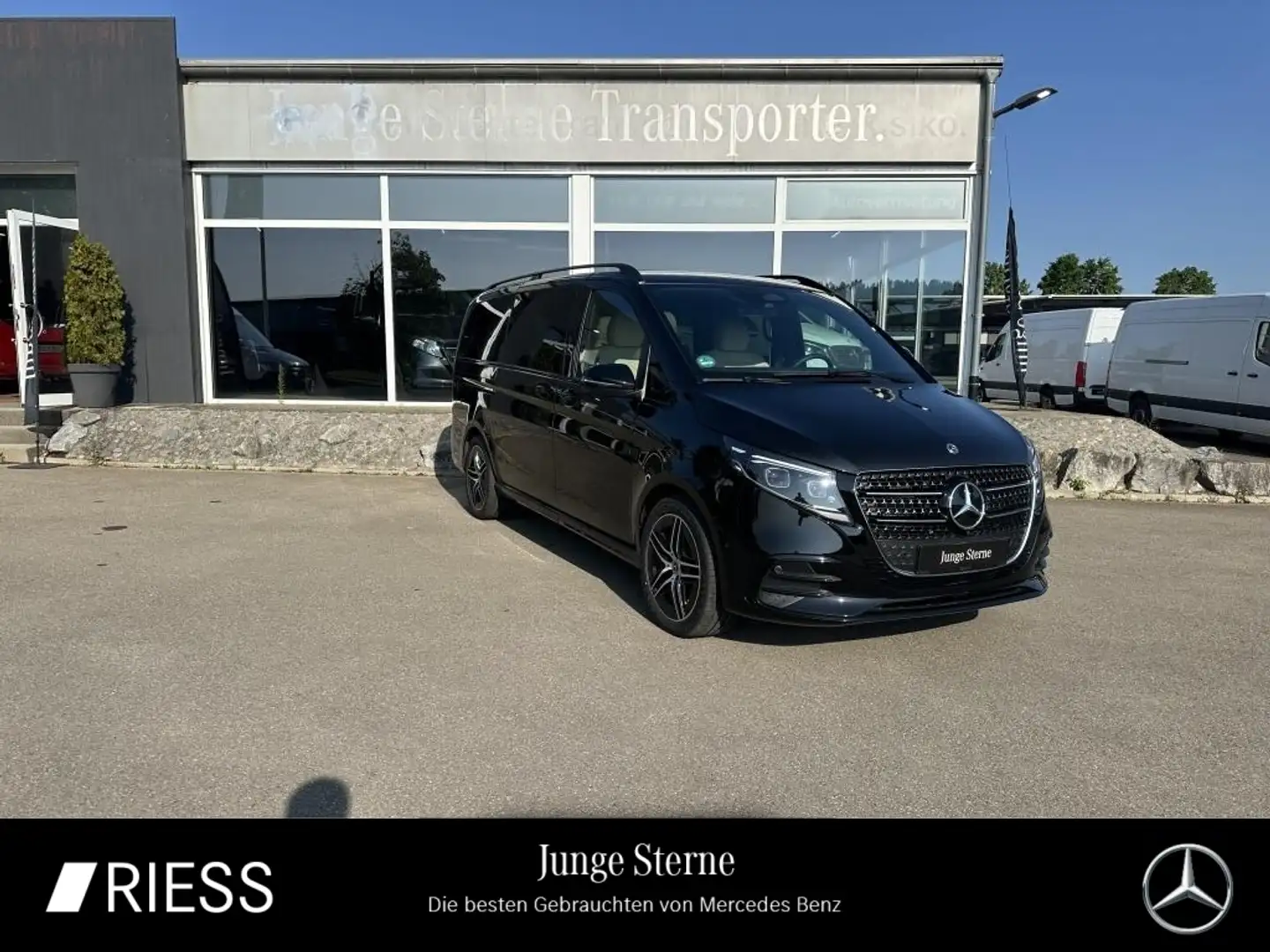 Mercedes-Benz V 300 d AVANTGARDE/ALLRAD/4*4/AMG/NEUES MODELL/MBUX/BURM Schwarz - 1
