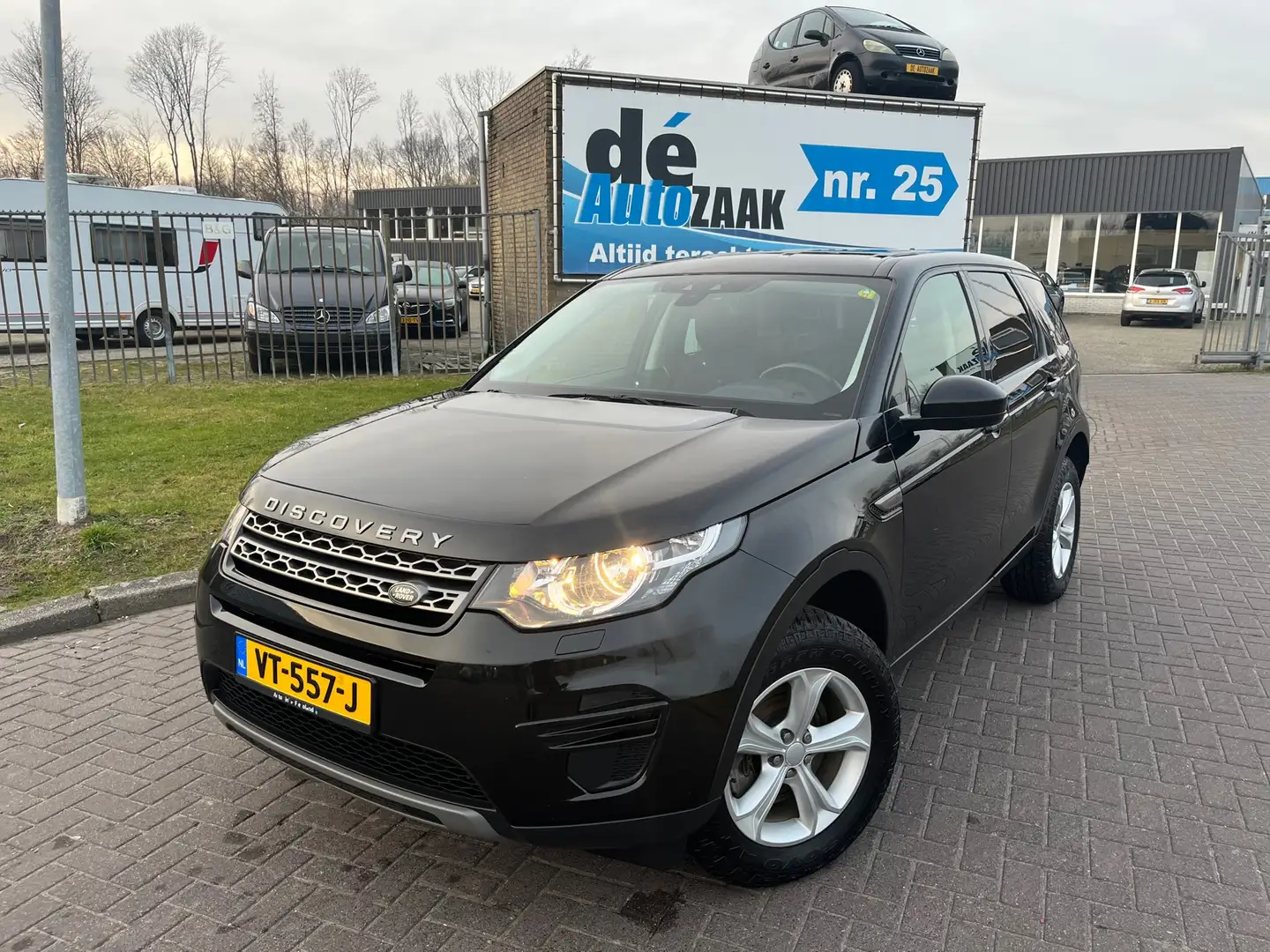 Land Rover Discovery Sport 2.0 TD4 Pure - 2