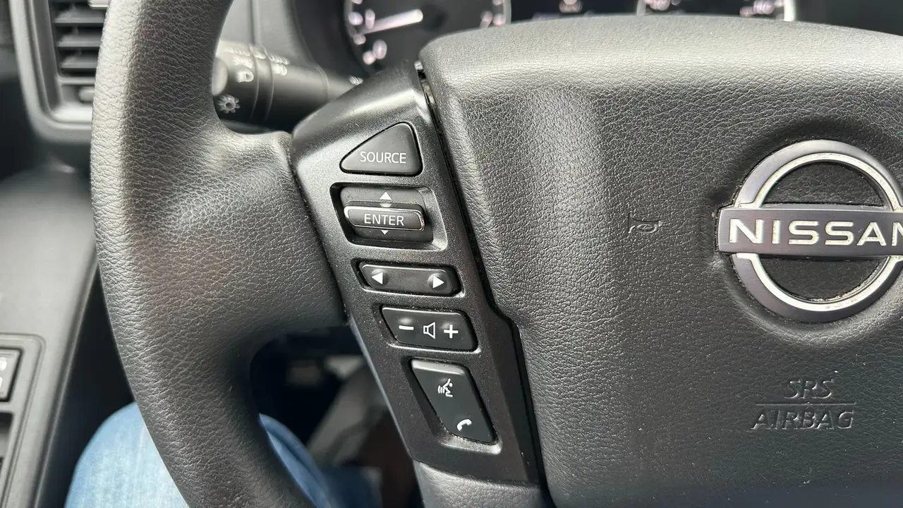 Nissan Frontier снимка Nissan Frontier