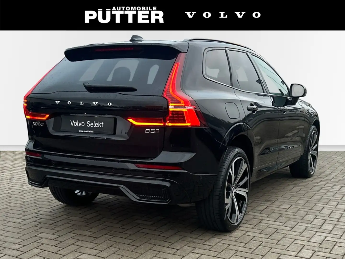 Volvo XC60 B5 Benzin AWD Ultra Dark 21'' AHK Luft 360 Kamera Schwarz - 2
