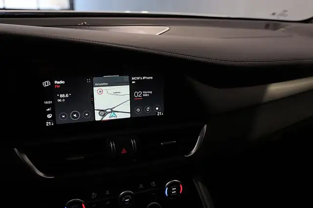 Alfa Romeo Giulia 2.0 16V 280 AT8 Q4 VELOCE Ansicht 14