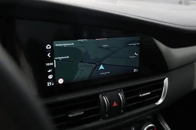 Alfa Romeo Giulia 2.0 16V 280 AT8 Q4 VELOCE Ansicht 25