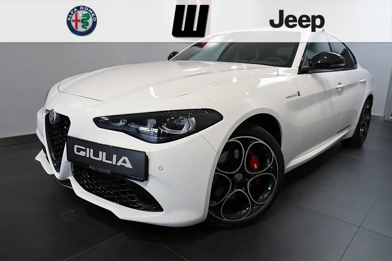 Alfa Romeo Giulia 2.0 16V 280 AT8 Q4 VELOCE