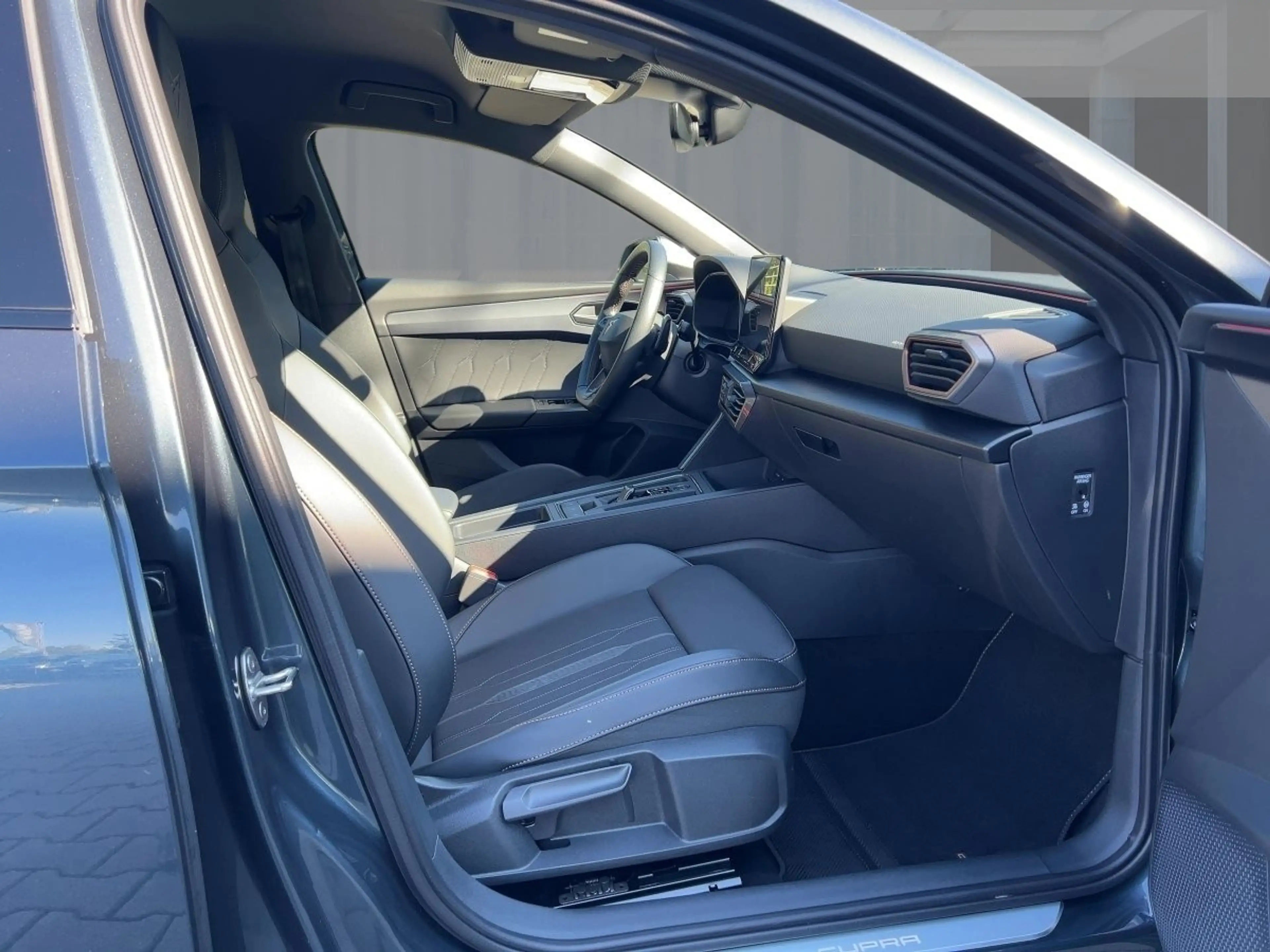 CUPRA Leon Sportstourer 2.0 TSI VZ 4Drive OPF — photo 8