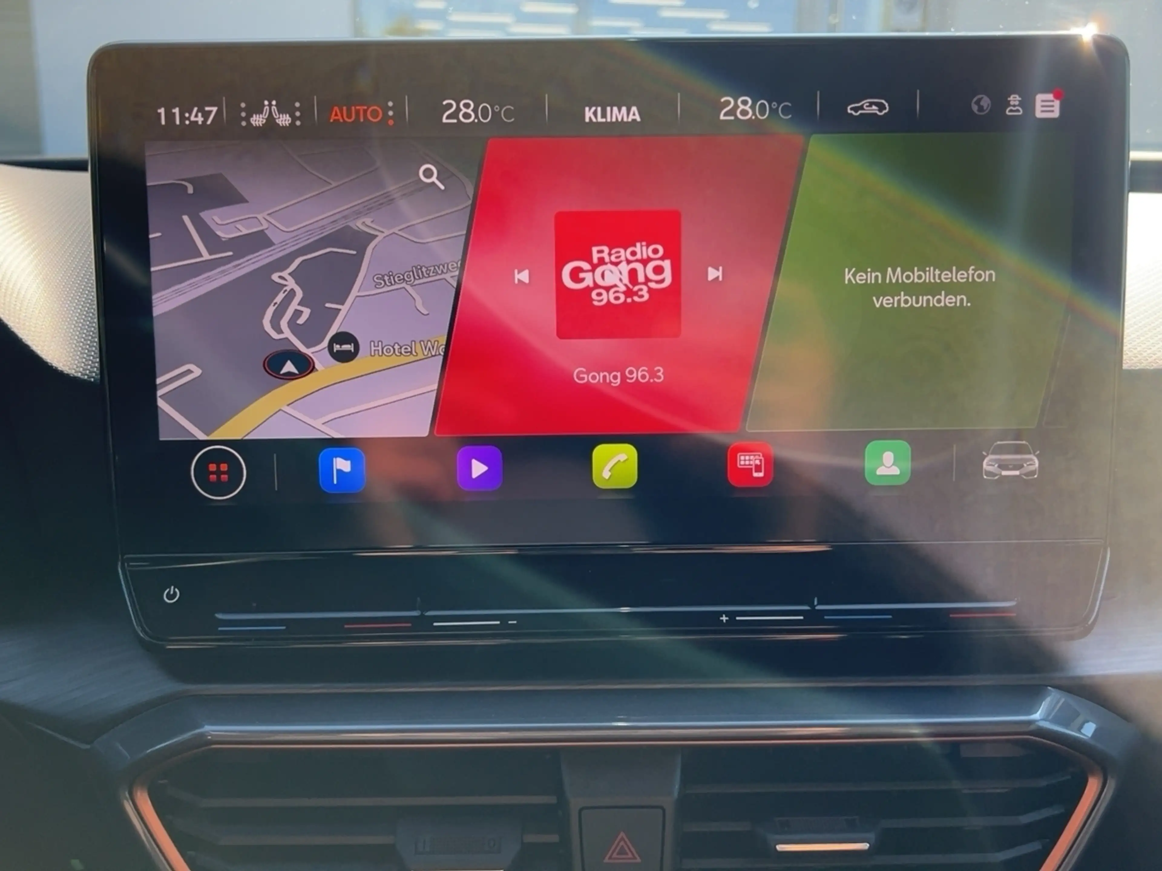 CUPRA Leon Sportstourer 2.0 TSI VZ 4Drive OPF — photo 14