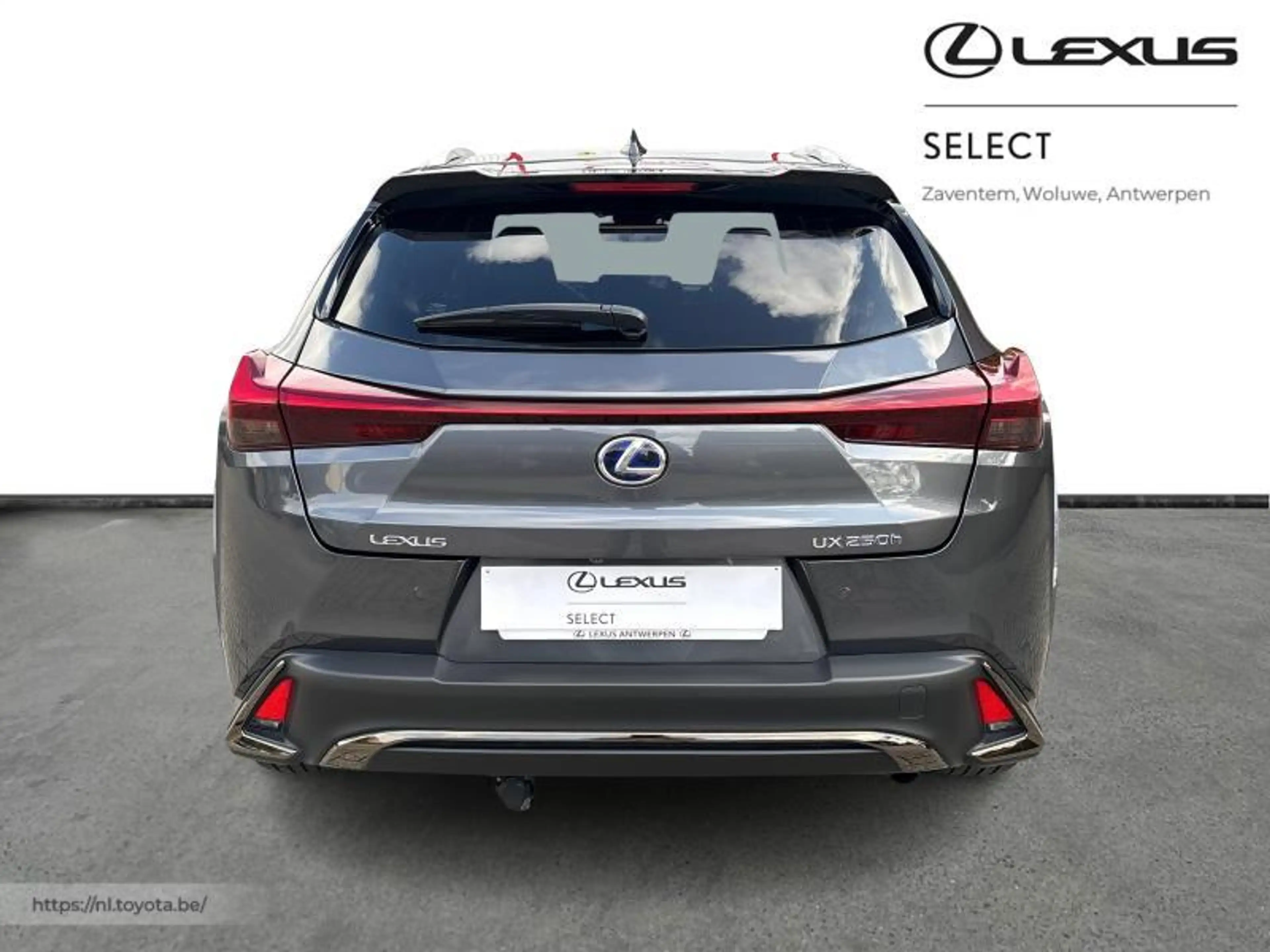 Lexus UX 250h F sport — photo 4