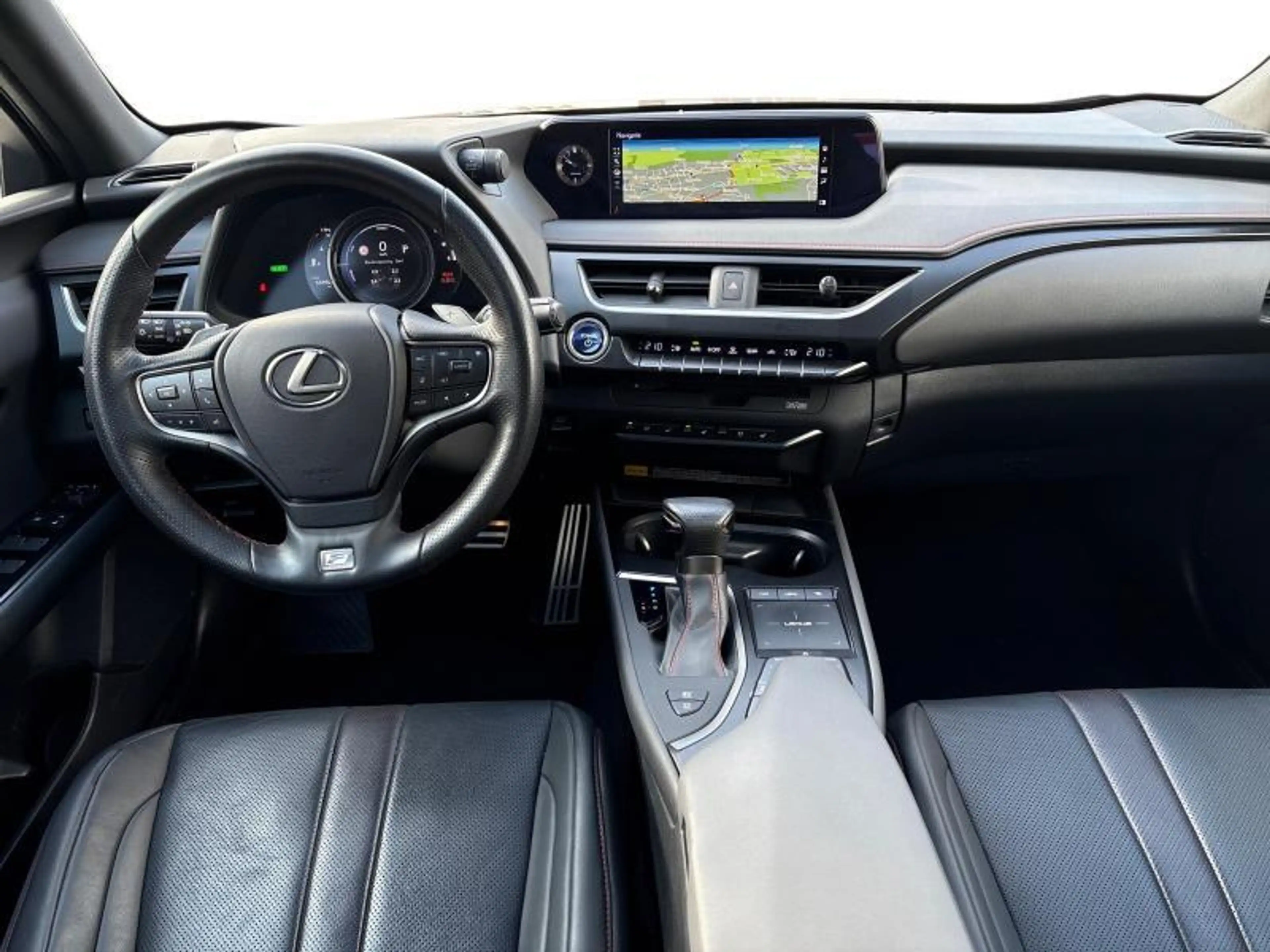 Lexus UX 250h F sport — photo 7
