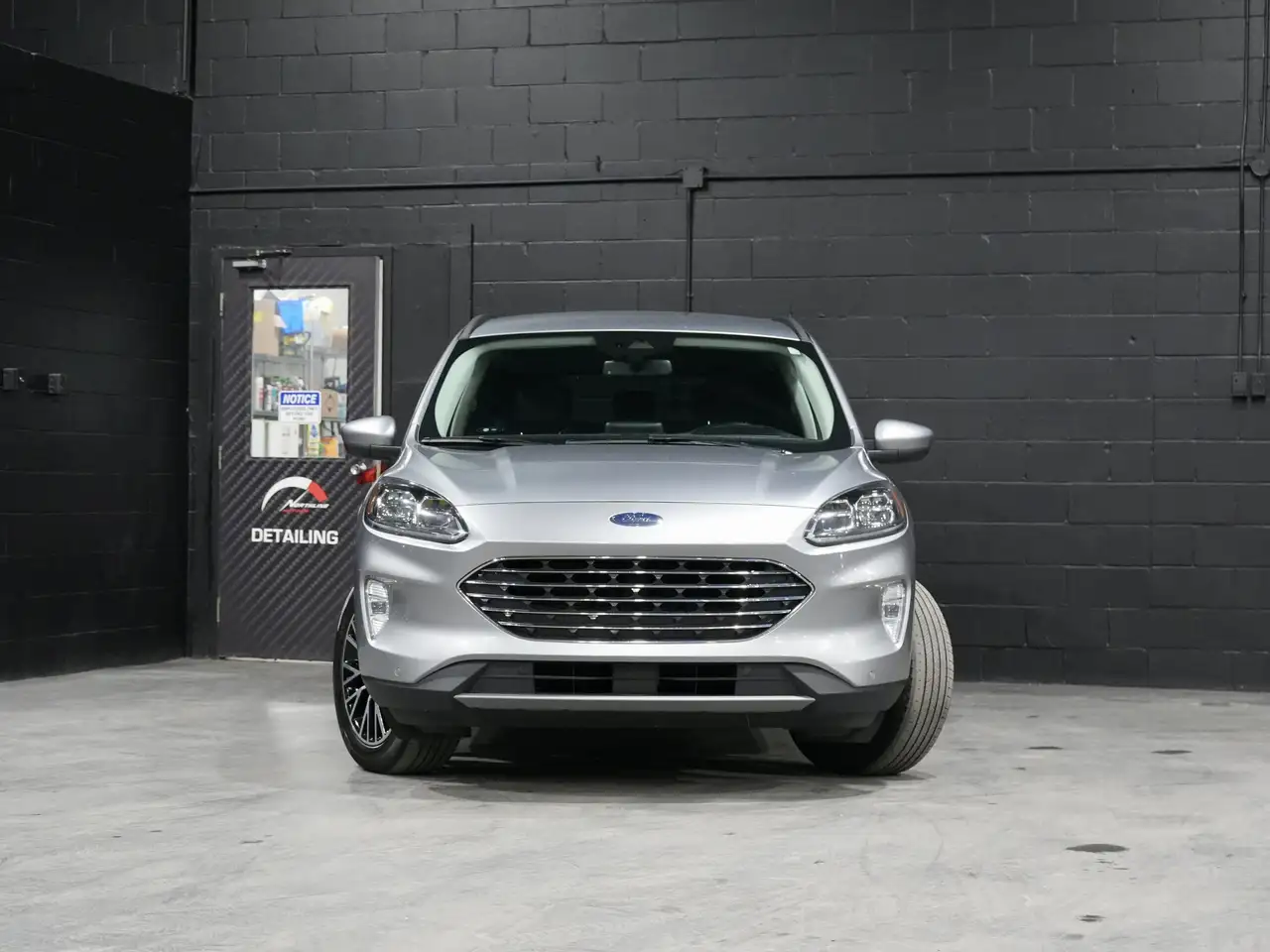 Ford Escape снимка Ford Escape