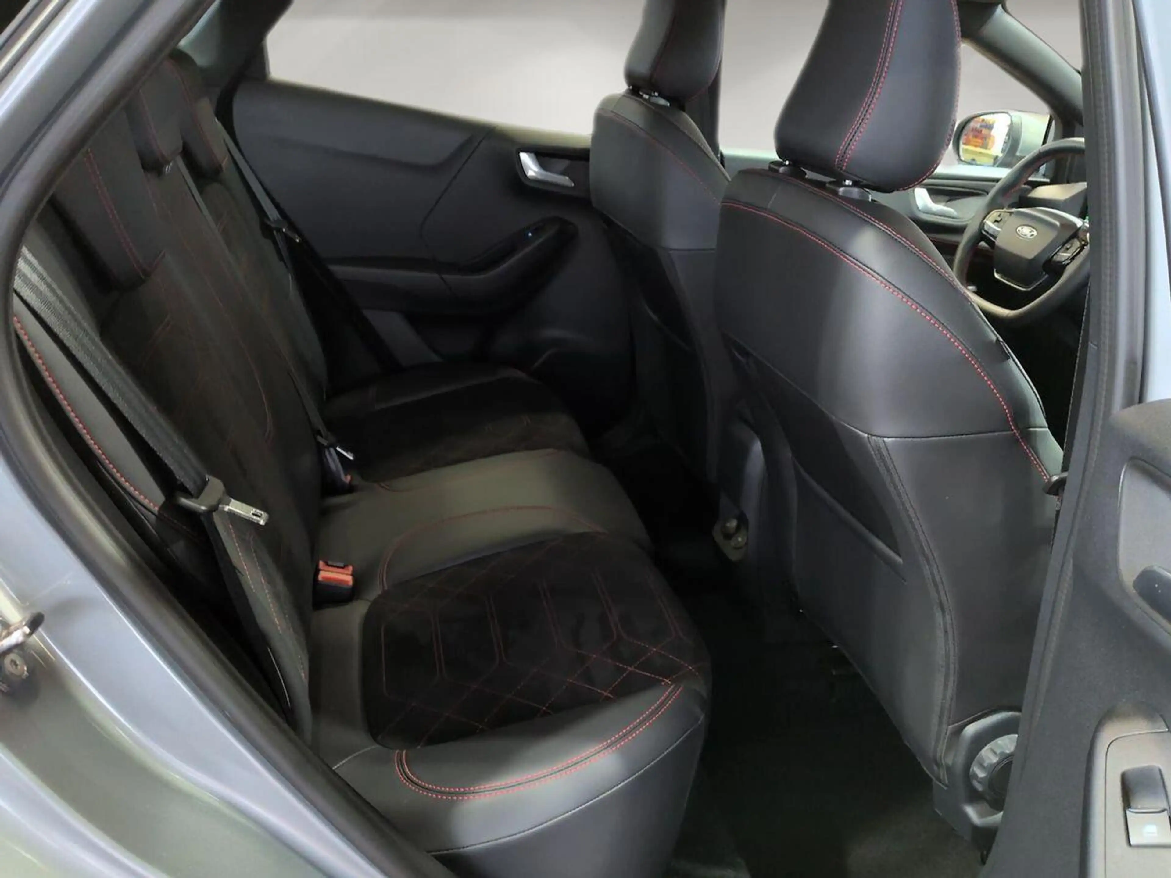 Ford Puma ST-Line X 1.0L / Fahrassistenz-System / LED — photo 5