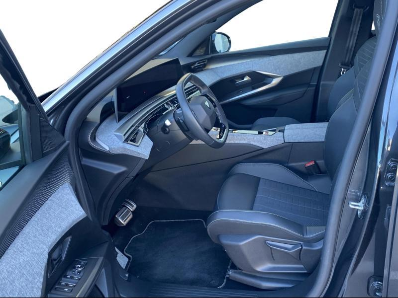Peugeot 5008 GT Hybrid 145 e-DCS6 — photo 8
