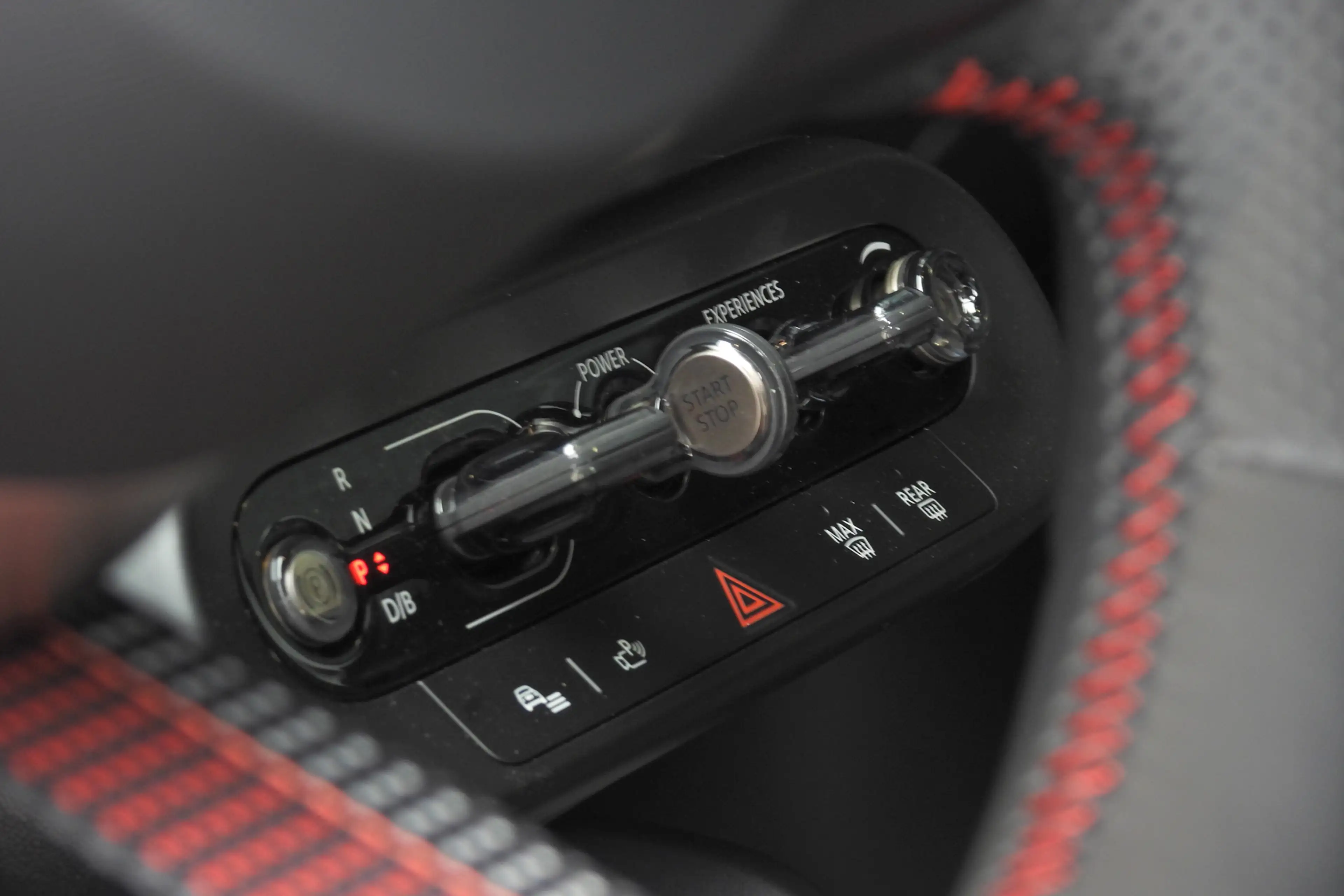 MINI Aceman SE / John Cooper Works / Pakket M / 19" JCW Lap Sp — photo 5