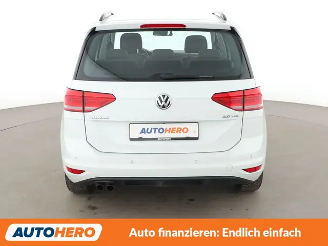 Volkswagen Touran view 5