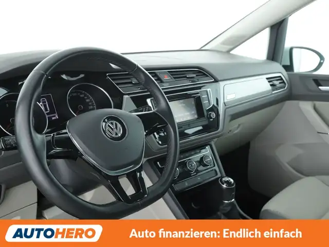 Volkswagen Touran view 11