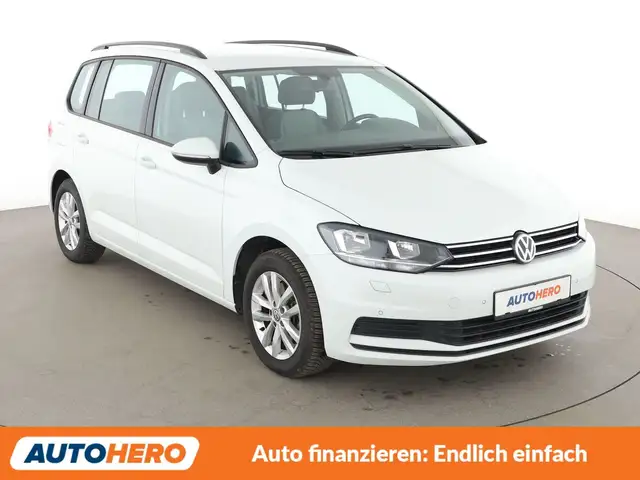 Volkswagen Touran view 8