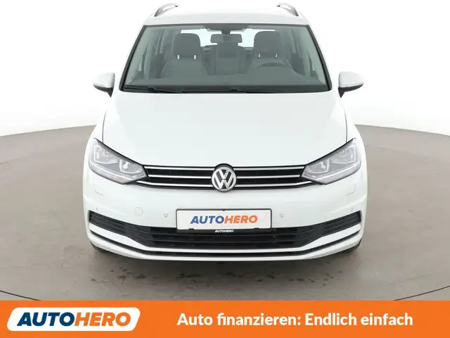 Volkswagen Touran view 9