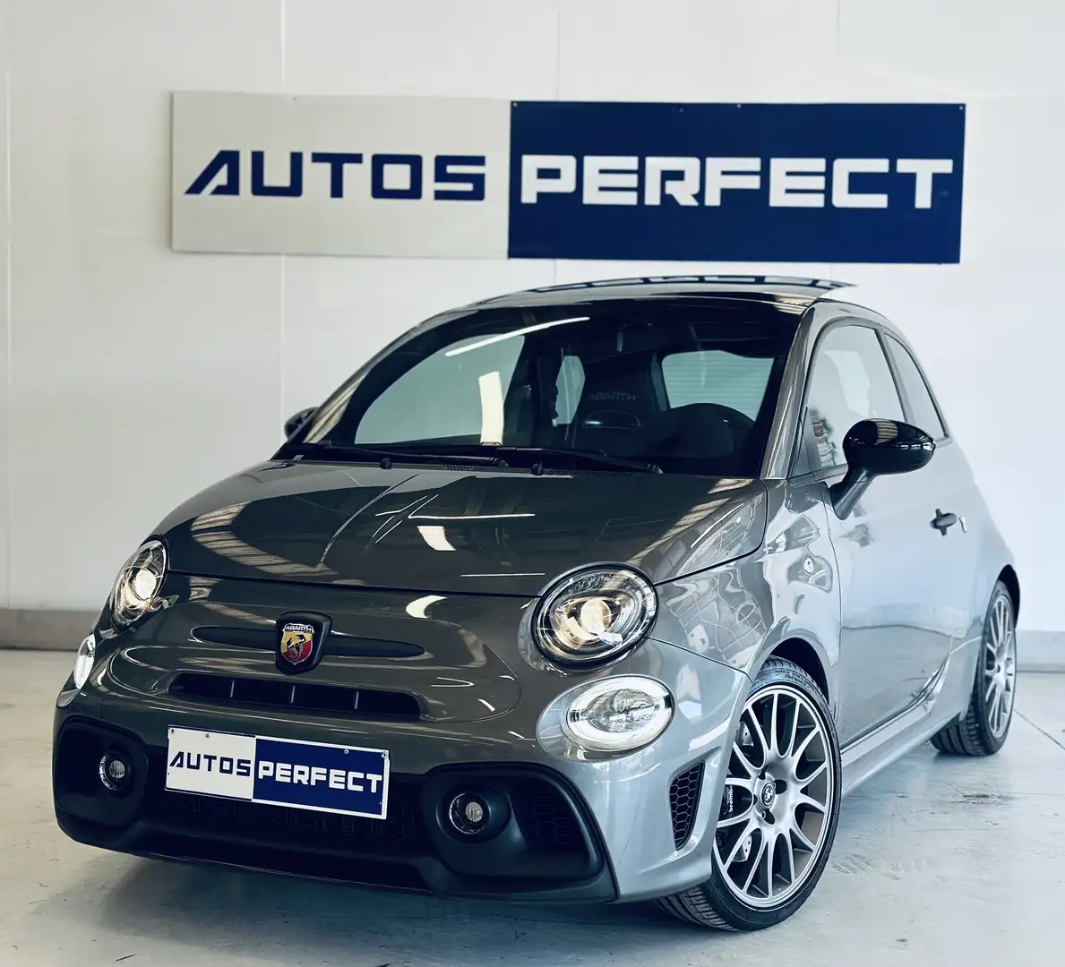 Abarth 695 1.4 Turismo *18.397KM* TOIT PANO OUVRANT CUIR PDC Szürke - 1