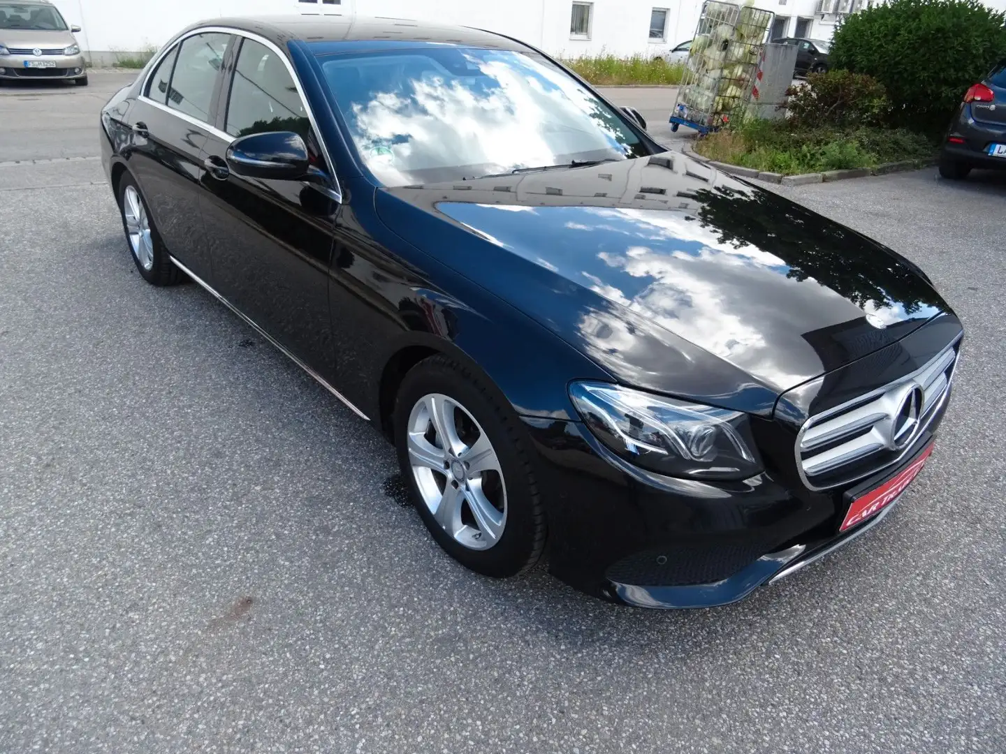 Mercedes-Benz E 200 E  Lim./Widescreen Cockpit/Multibeam LED Schwarz - 1
