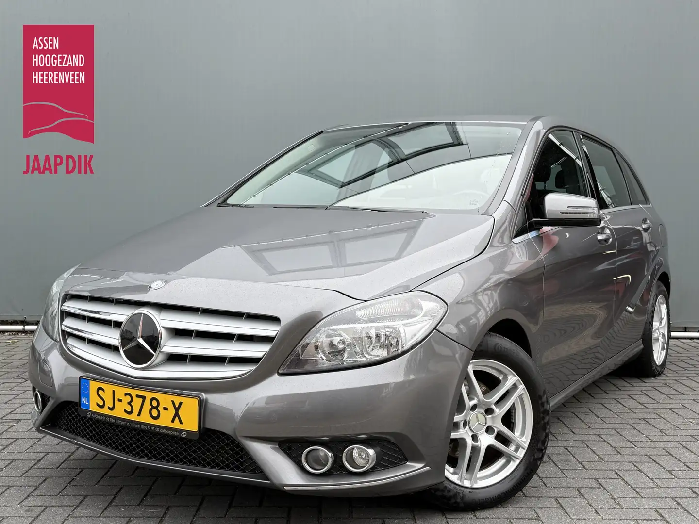 Mercedes-Benz B 180 BWJ 2012 123 PK TREKHAAK | STOELVERW. | NAVI | AIR Gris - 1