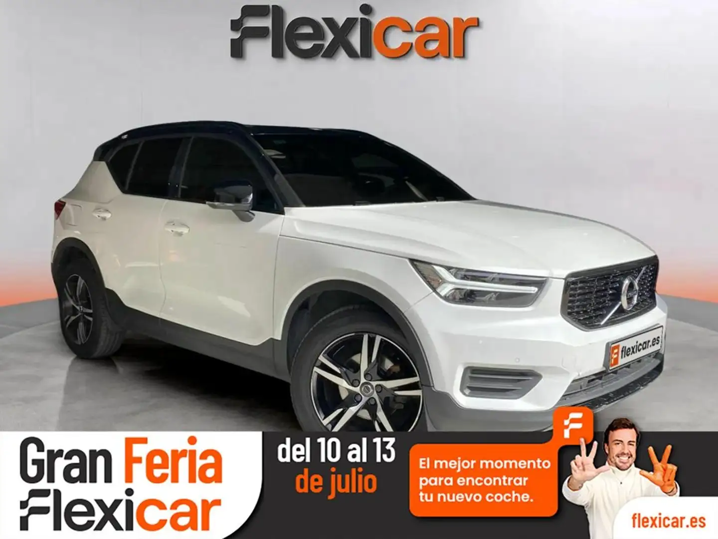 Volvo XC40 2.0 D3 AWD R-Design Auto Желтый - 1