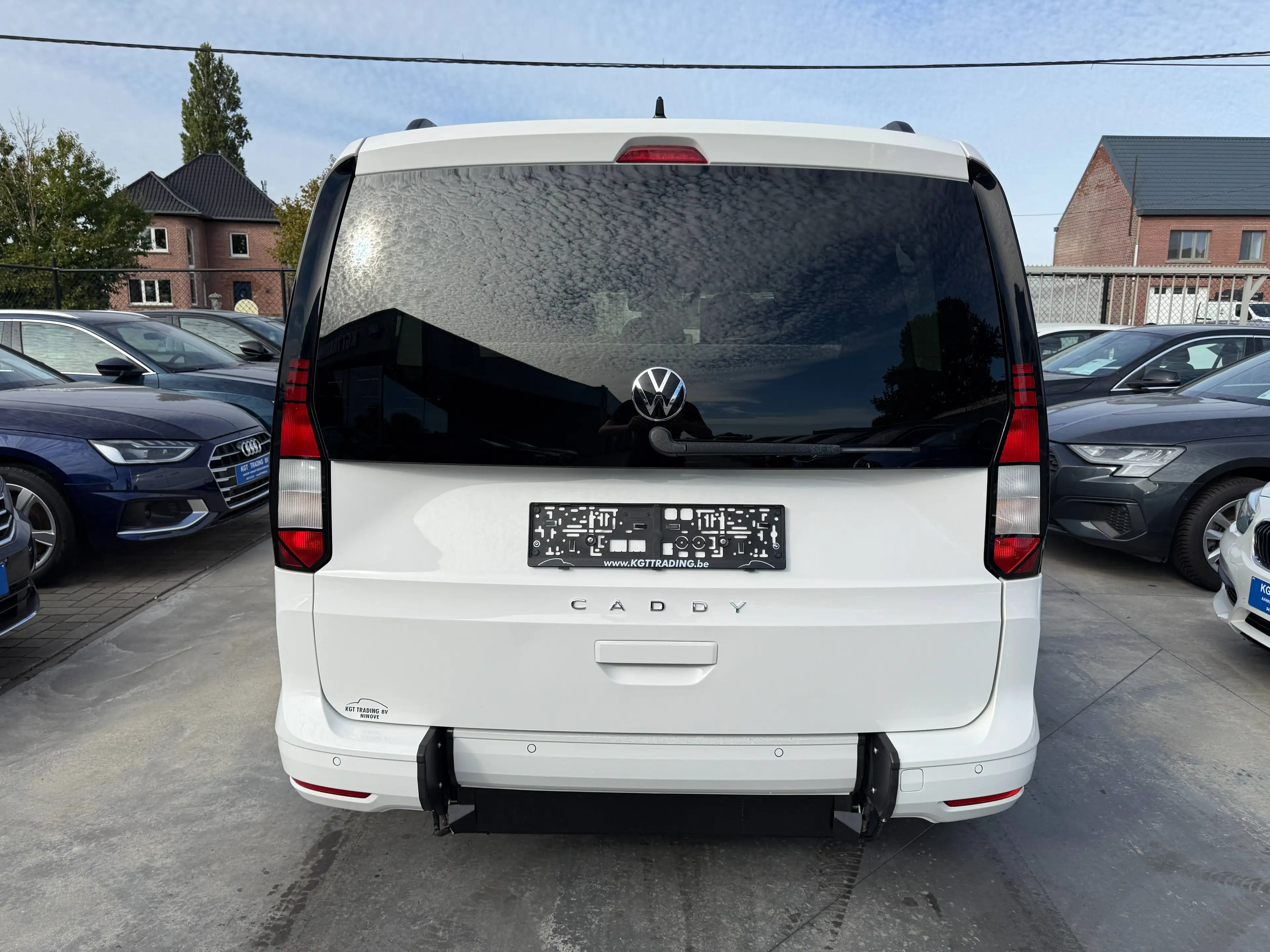 Volkswagen Caddy 1.5 TSI ROLSTOELLIFT OMBOUW 5 ZETELS MAXI NAVIGATIE BLUETOOTH PDC CARPASS — photo 6