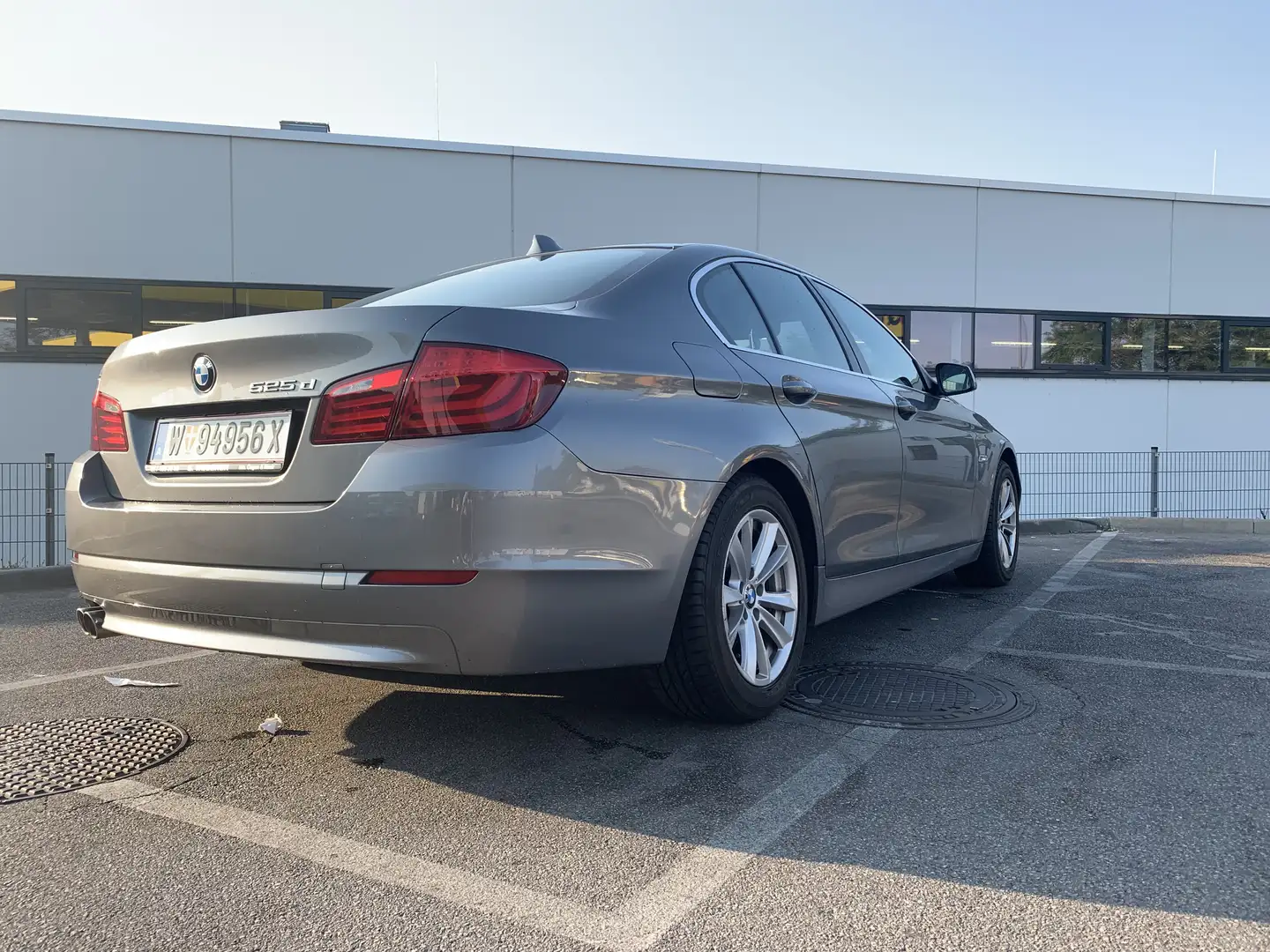 BMW 525 525d Österreich-Paket Aut. - 2