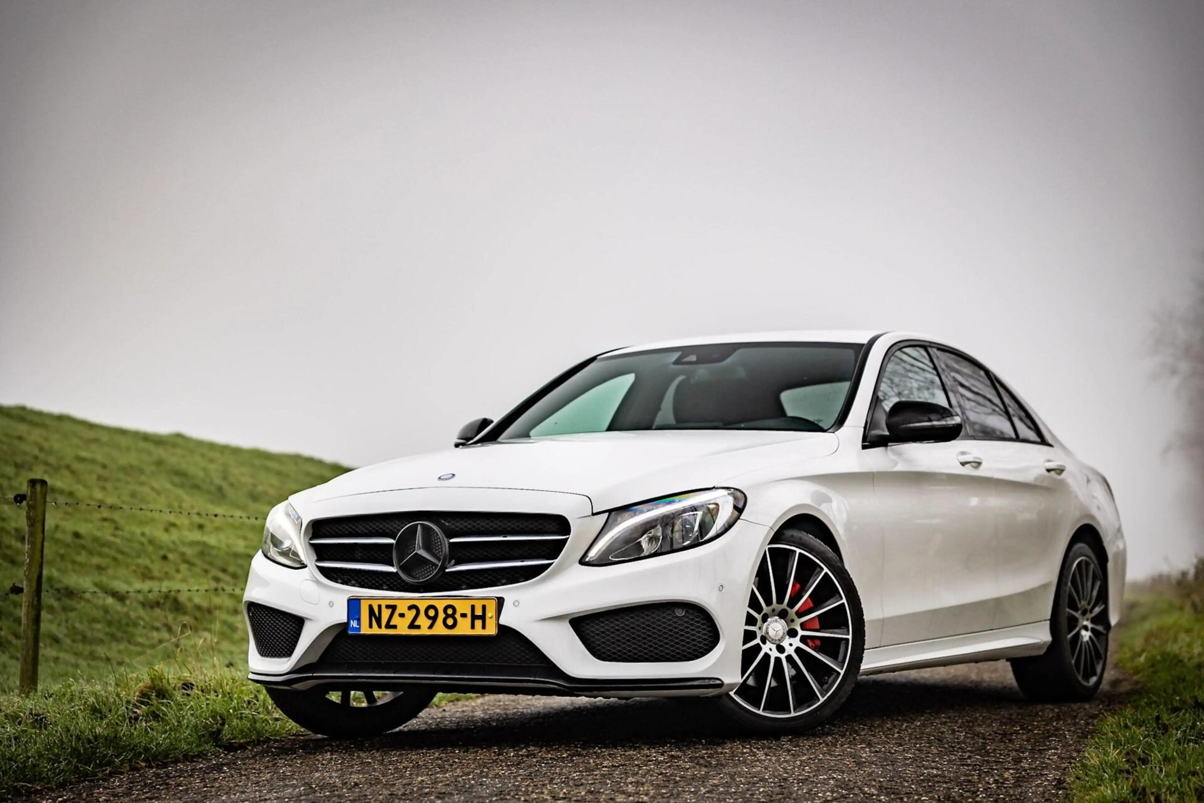 Mercedes-Benz C 250 | Automaat | Amg | Camera | PDC — photo 35