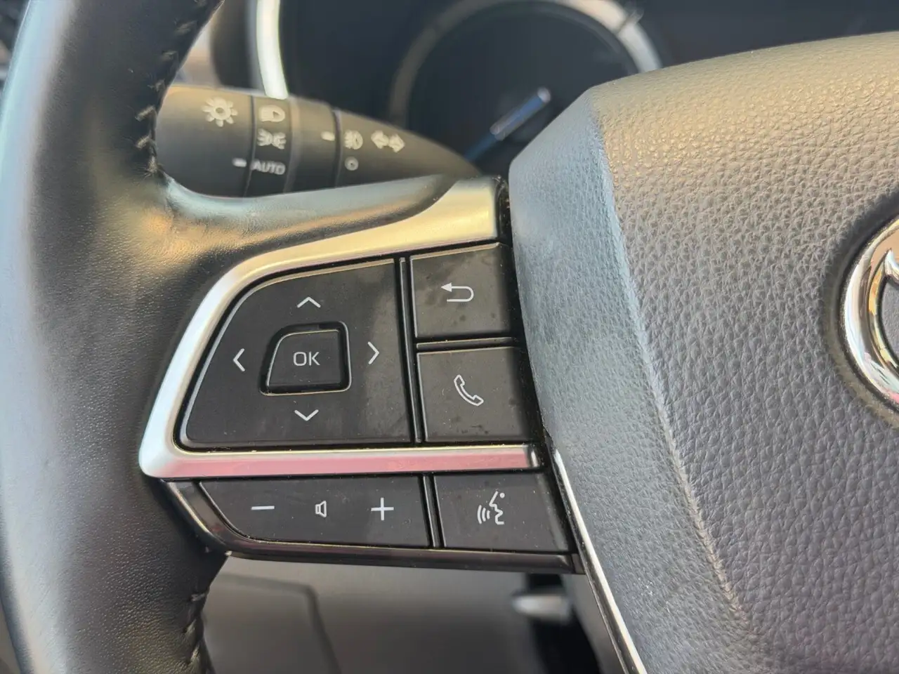 Toyota Highlander photo Toyota Highlander