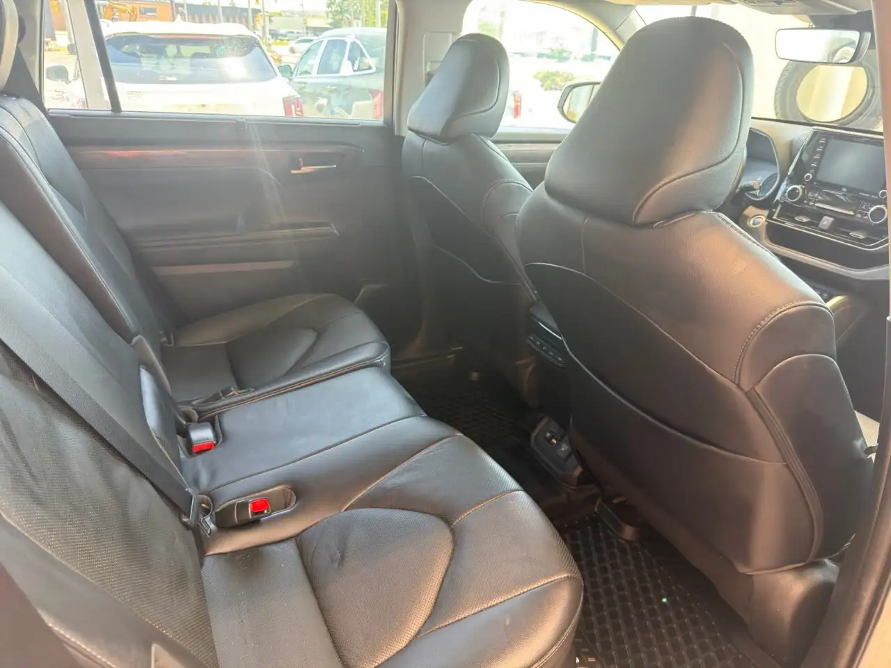 Toyota Highlander photo Toyota Highlander