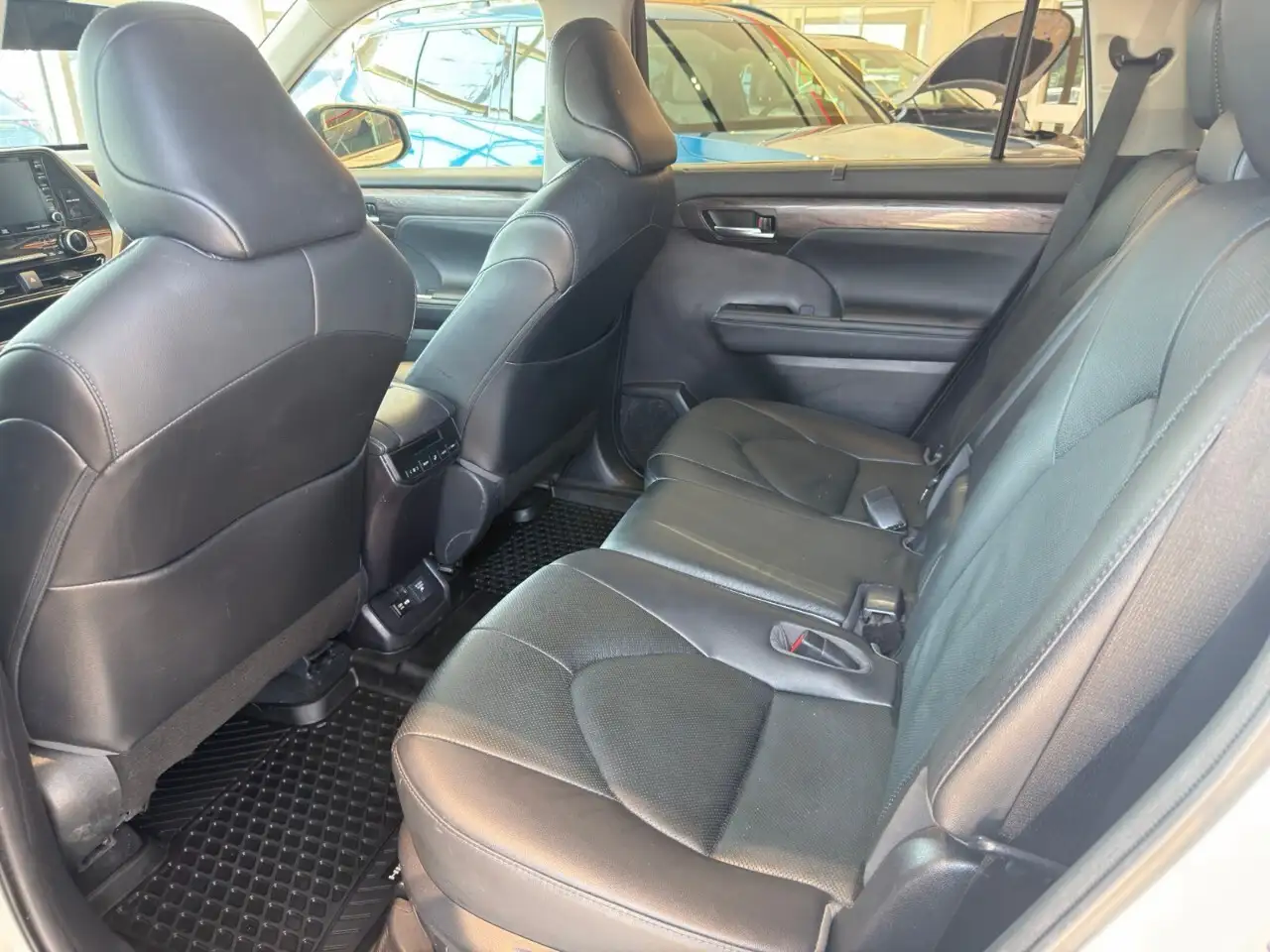 Toyota Highlander photo Toyota Highlander