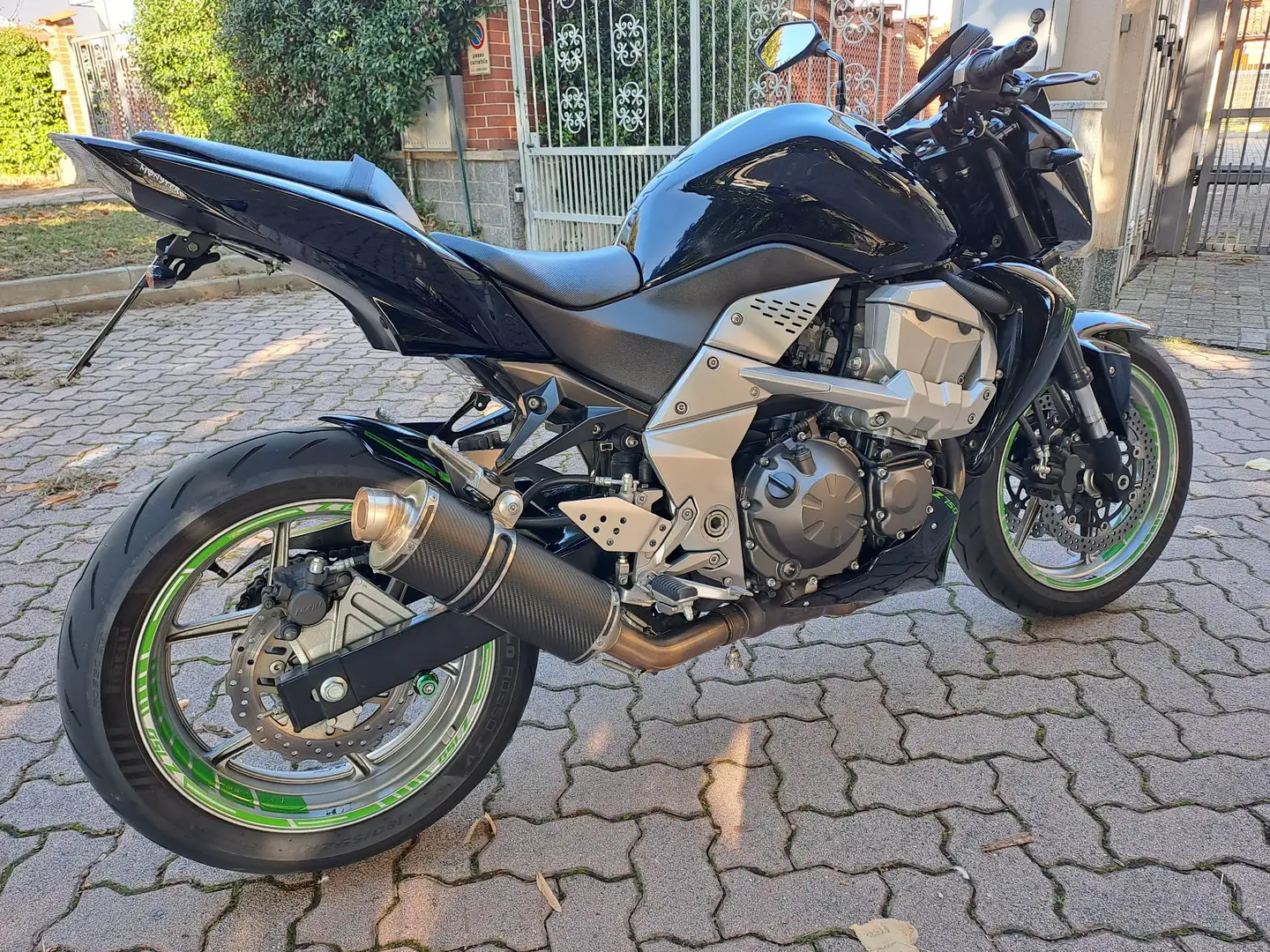 Kawasaki Z 750 Noir - 1