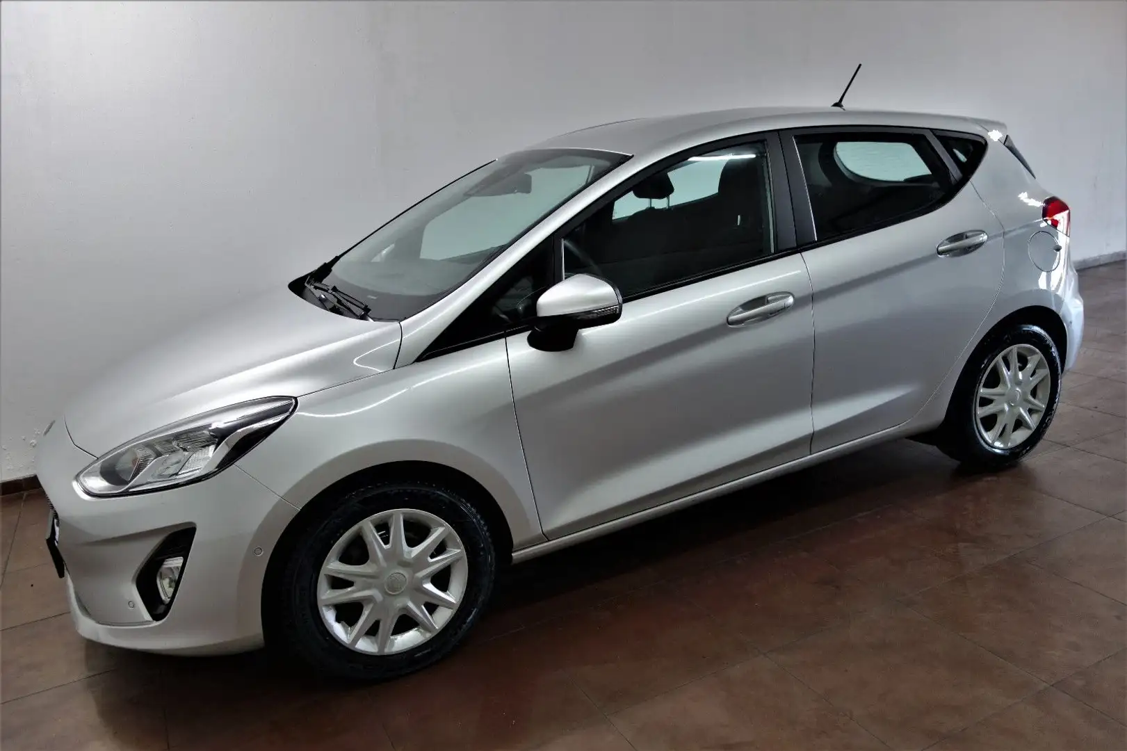 Ford Fiesta 1.0 EcoBoost Cool & Connect Navi/Klima Silber - 1